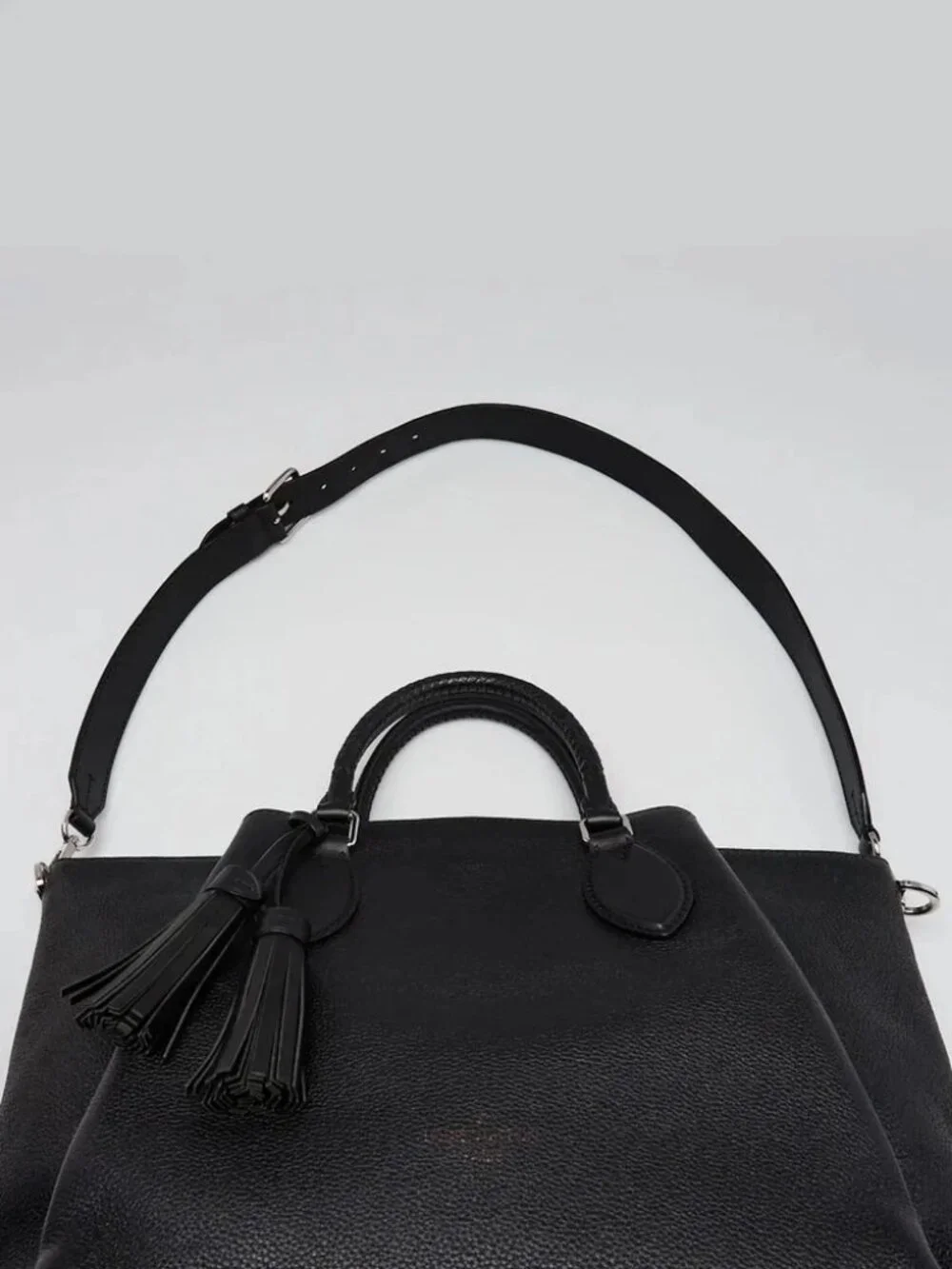 Louis Vuitton Black Mahina Leather Haumea Shoulder Bag